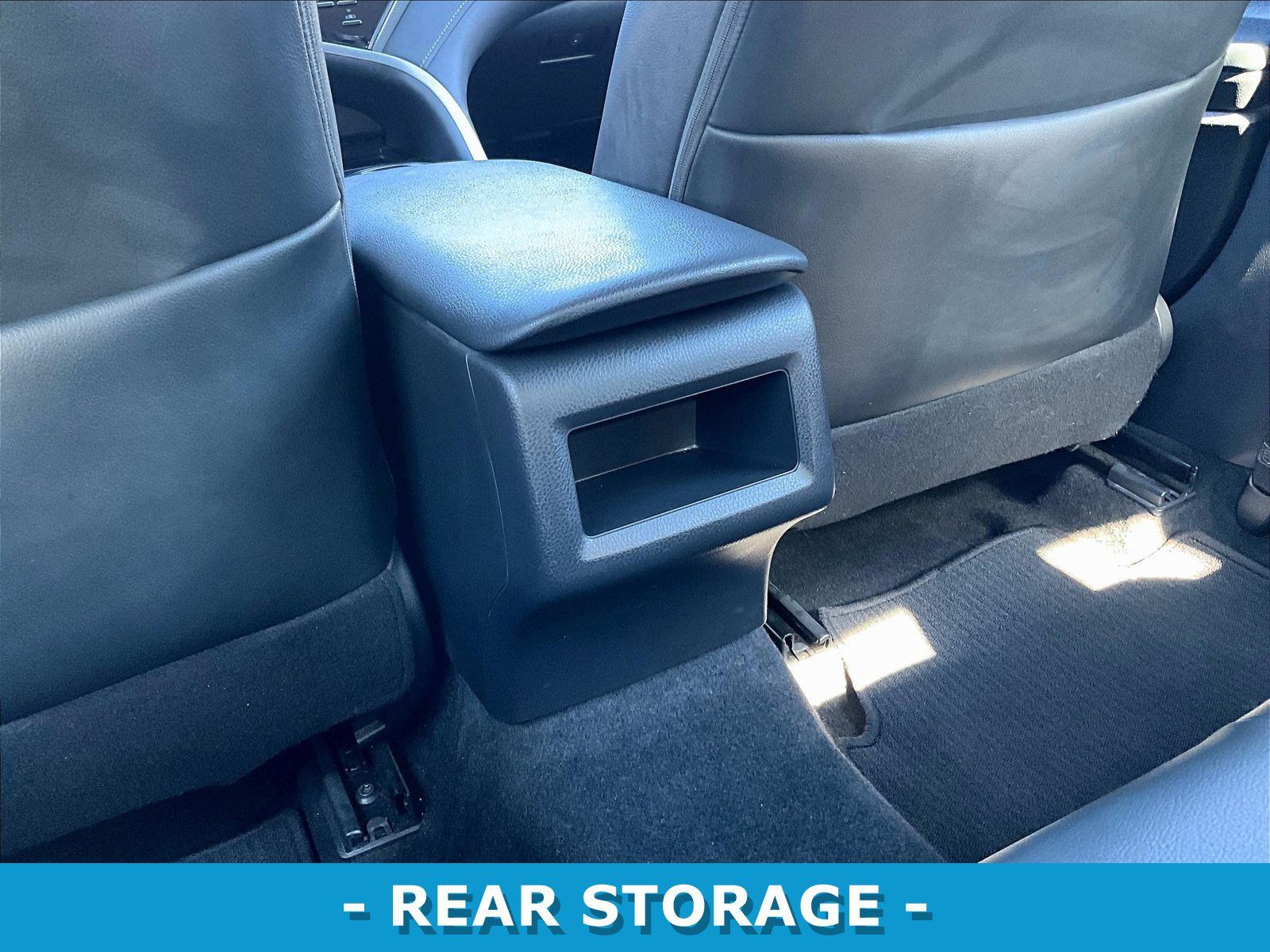 Used 2019 Toyota Camry SE w/ Convenience Package FWD image 10