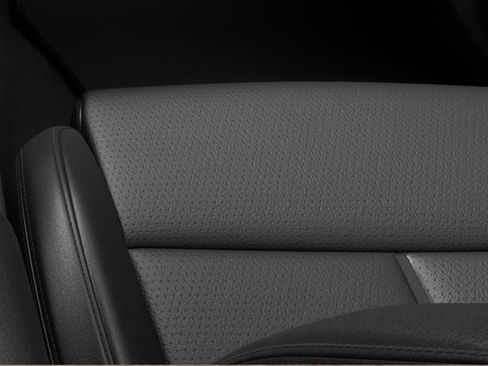 New 2025 Genesis G70 2.5T image 16