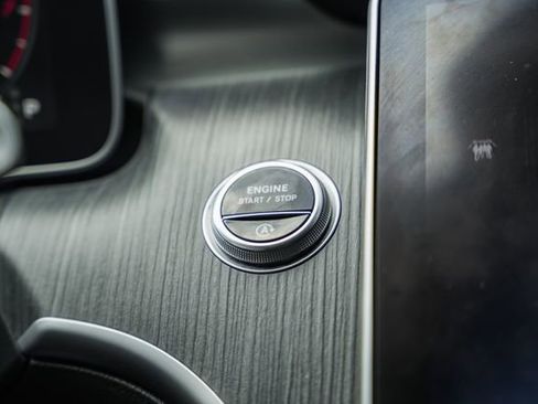Used 2024 Mercedes-Benz C 300 4MATIC Sedan image 26