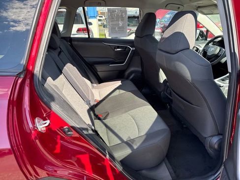 Used 2023 Toyota RAV4 XLE AWD/4WD image 10