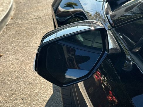 Used 2025 Chevrolet Corvette Stingray Coupe w/ Z51 Performance Package image 15