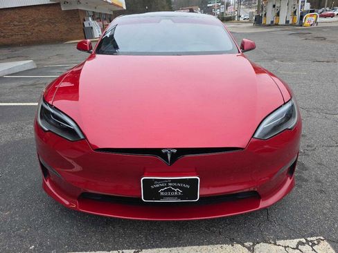 Used 2022 Tesla Model S image 8