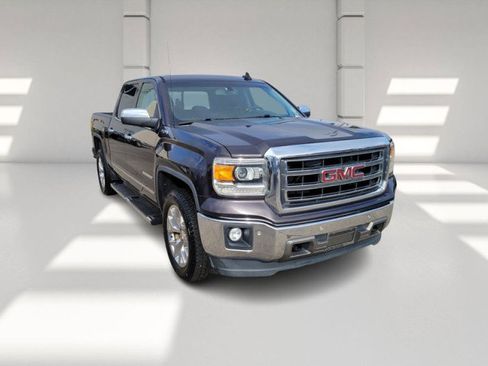 Used 2015 GMC Sierra 1500 SLT w/ SLT Crew Cab Value Package image 3