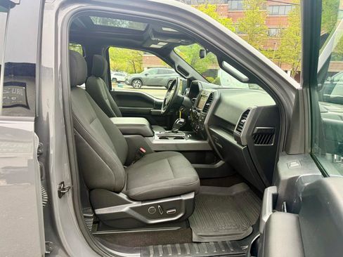 Used 2018 Ford F150 XLT w/ Equipment Group 302A Luxury AWD/4WD image 26