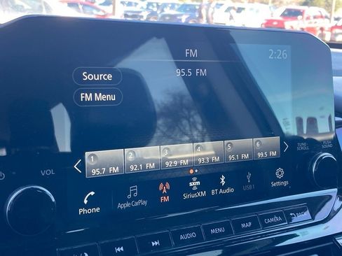 Used 2022 Nissan Pathfinder SL image 20