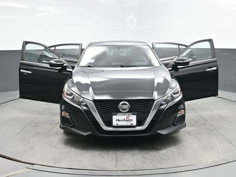 Used 2020 Nissan Altima 2.5 S FWD image 38