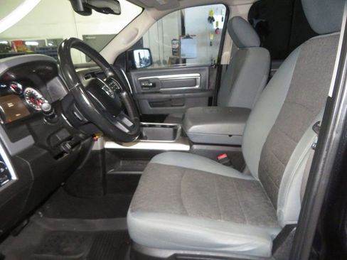 Used 2019 RAM 1500 Lone Star image 20