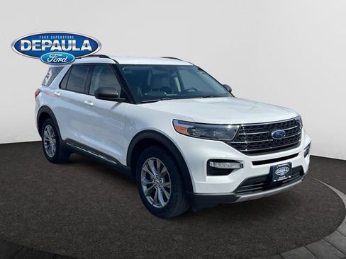 Used 2022 Ford Explorer XLT w/ Equipment Group 202A image 9