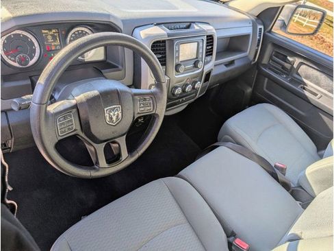 Used 2017 RAM 1500 Express image 17