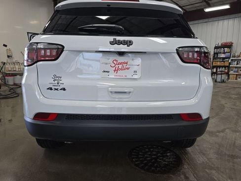 New 2026 Jeep Compass Latitude image 16