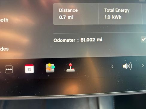 Used 2021 Tesla Model 3 Performance AWD/4WD image 12