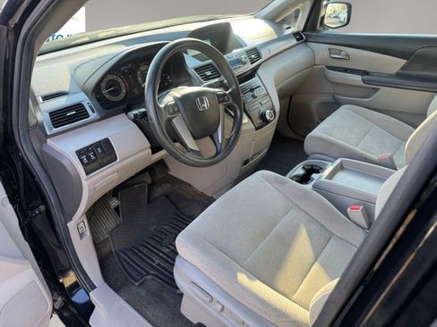 Used 2011 Honda Odyssey EX image 7