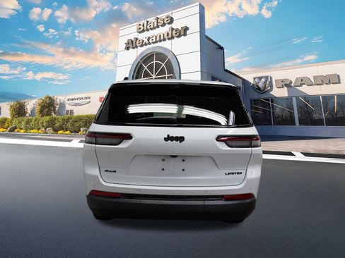 New 2025 Jeep Grand Cherokee L Limited image 8