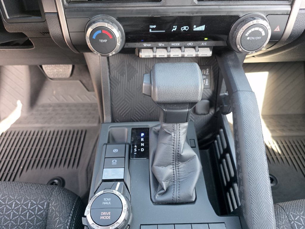 Certified 2026 Toyota 4Runner SR5 AWD/4WD image 28
