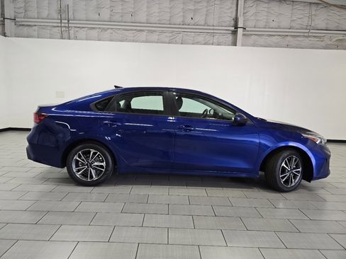Used 2023 Kia Forte LXS FWD image 15