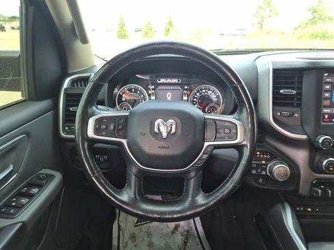 Used 2019 RAM 1500 Big Horn AWD/4WD image 18