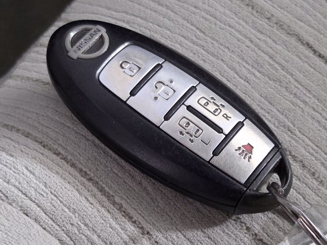 Used 2014 Nissan Quest SV FWD image 36
