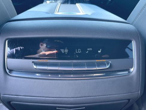 Used 2022 Cadillac Escalade Sport image 14