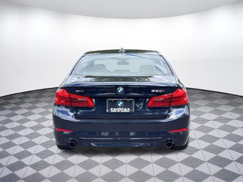 Used 2018 BMW 530i xDrive AWD/4WD image 10