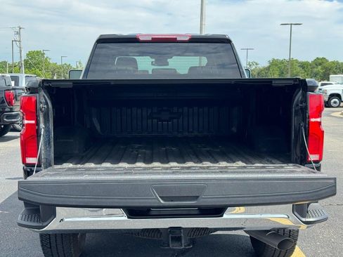 Used 2026 Chevrolet Silverado 2500 LTZ AWD/4WD image 4