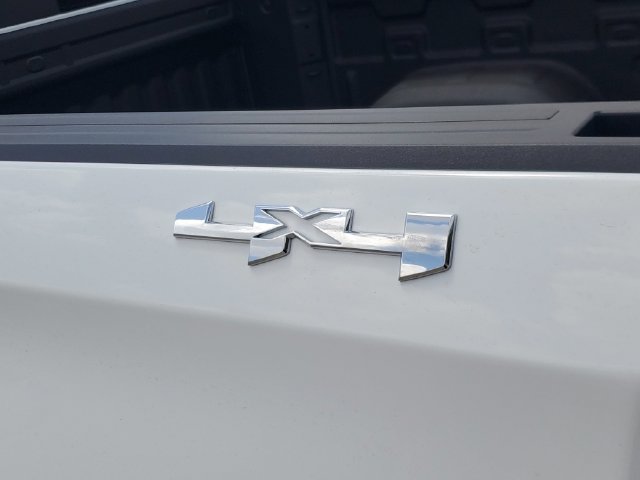 New 2026 GMC Sierra 1500 SLE w/ Preferred Package AWD/4WD image 5