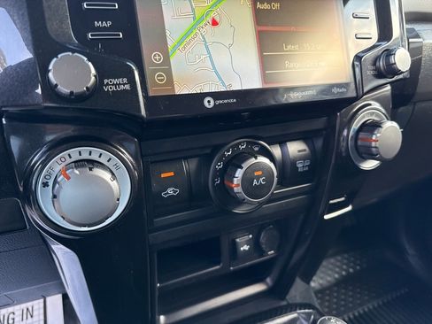 Used 2023 Toyota 4Runner TRD Off-Road image 27