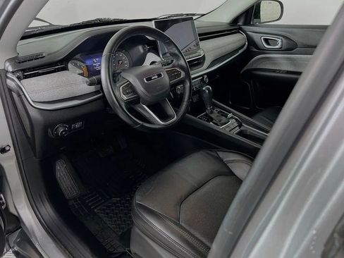 Used 2022 Jeep Compass Latitude image 10