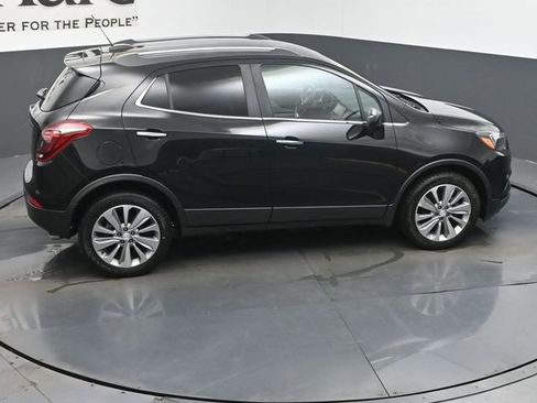 Used 2020 Buick Encore Preferred w/ Safety Package FWD image 38