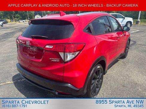 Used 2021 Honda HR-V Sport image 3