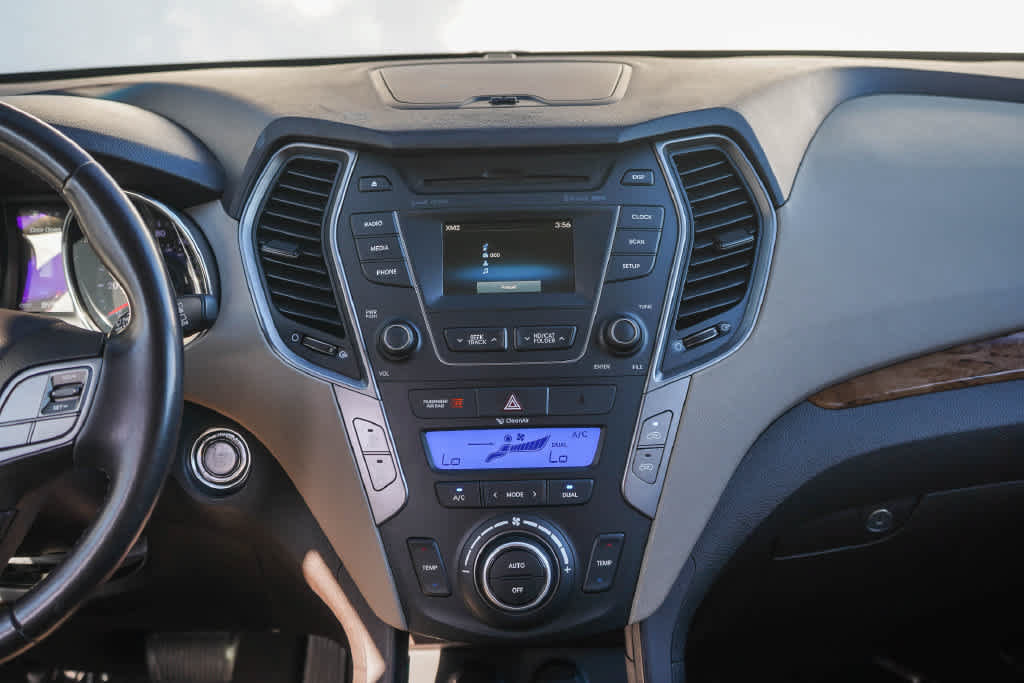 Used 2015 Hyundai Santa Fe Sport w/ Option Group 03 FWD image 13