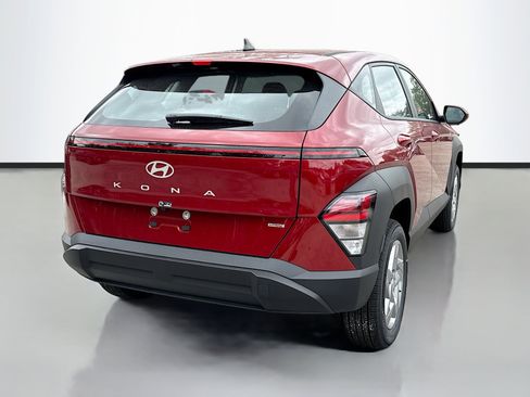 New 2026 Hyundai Kona SE image 3