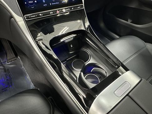 Certified 2025 Mercedes-Benz GLC 300 4MATIC image 31