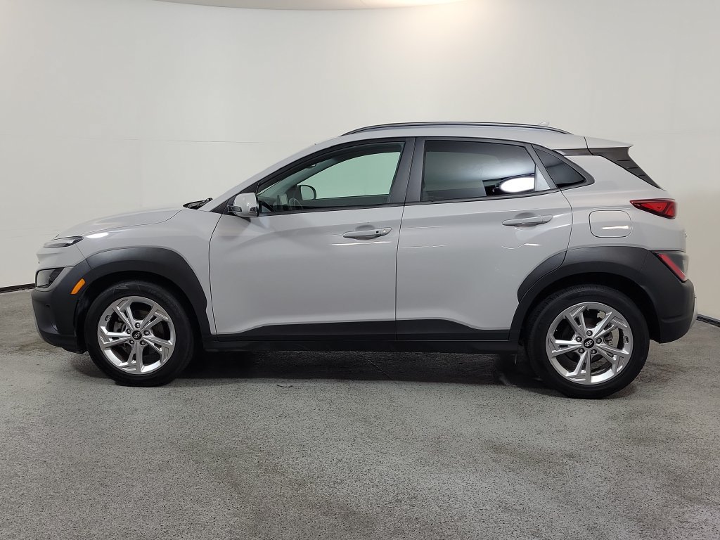 Used 2023 Hyundai Kona SEL FWD image 4