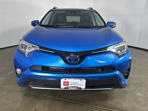 Used 2017 Toyota RAV4 Limited w/ Carpet Mat Package AWD/4WD image 6