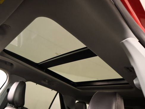 Used 2022 Ford Explorer Limited w/ Equipment Group 301A image 17