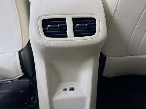 Used 2023 Buick Envision Preferred image 24