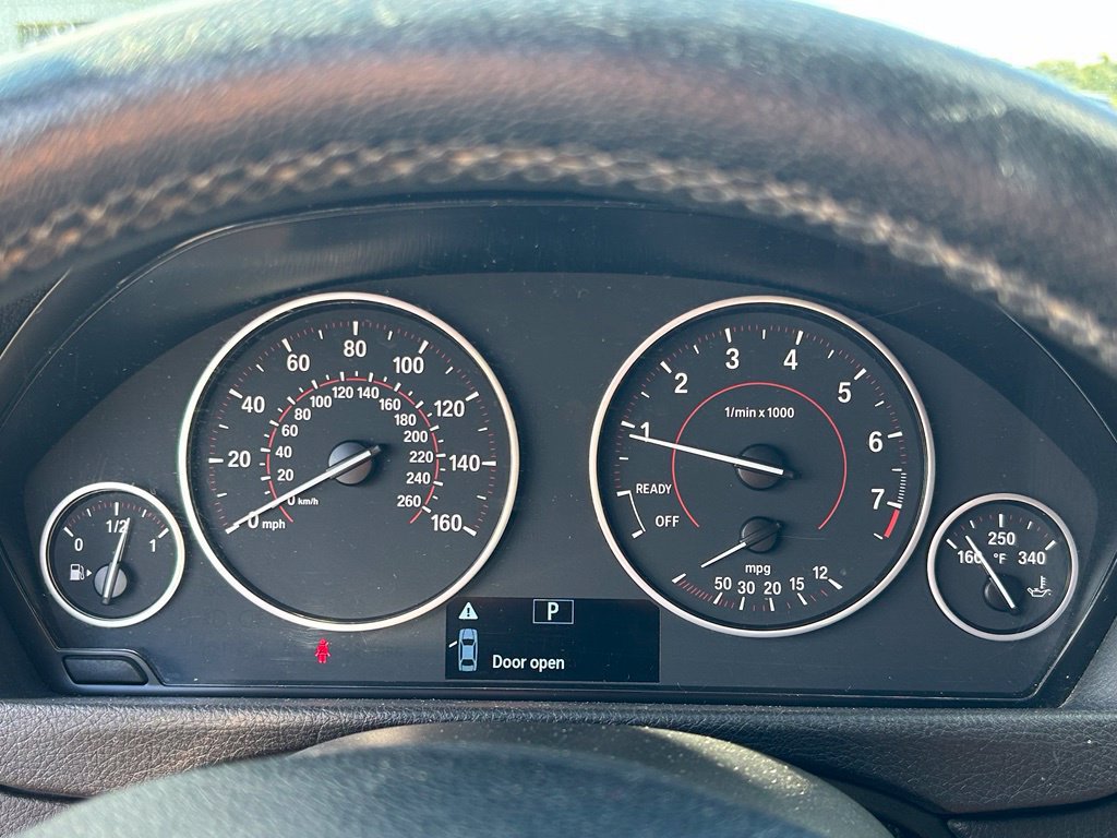 Used 2016 BMW 328i xDrive Sedan AWD/4WD image 27