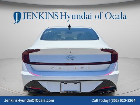 Certified 2021 Hyundai Sonata SEL FWD image 4