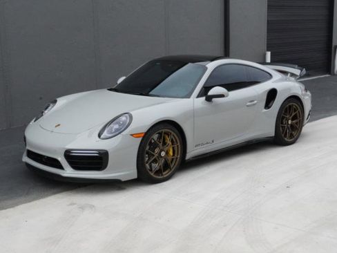 Used 2018 Porsche 911 Turbo S image 12