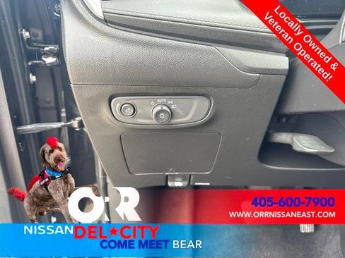 Used 2024 Buick Encore GX Sport Touring AWD/4WD image 21