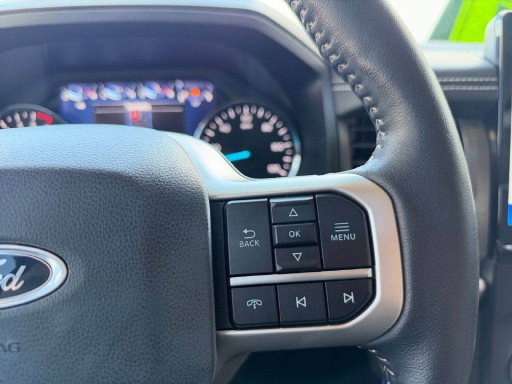 Used 2024 Ford Expedition XLT RWD image 21