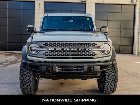 Used 2024 Ford Bronco Badlands image 4