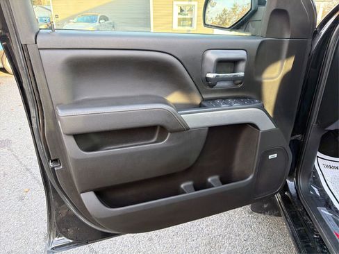 Used 2017 Chevrolet Silverado 1500 LT w/ Midnight Edition image 23