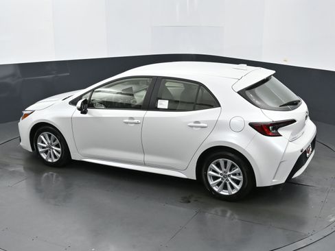 Used 2025 Toyota Corolla SE image 30