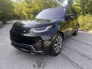 Used 2021 Land Rover Discovery S R-Dynamic image 1