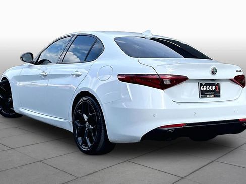Used 2019 Alfa Romeo Giulia w/ Nero Edizione RWD image 12