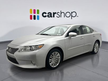 Used 2015 Lexus ES 350 w/ Luxury Package