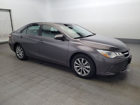 Used 2015 Toyota Camry XLE image 11
