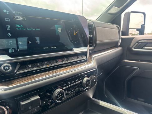 Used 2025 Chevrolet Silverado 3500 LT w/ All Star Edition AWD/4WD image 18