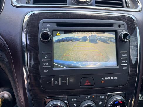 Used 2017 Buick Enclave Leather FWD image 24